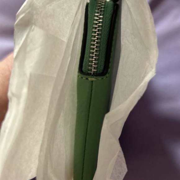 Coach corner zip wristlet in Soft Green with Silver Accent NWT - Picture 5 of 5